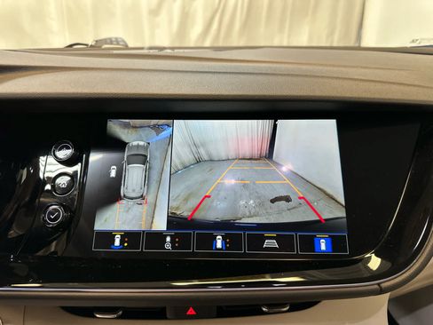 Used 2023 Buick Envision Avenir AWD/4WD image 19