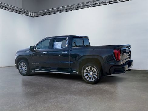 Used 2022 GMC Sierra 1500 Denali w/ Technology Package image 5