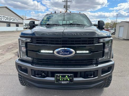 Used 2019 Ford F250 Lariat AWD/4WD image 8