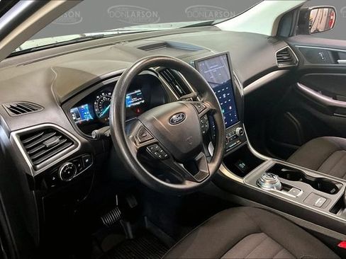 Used 2024 Ford Edge SE w/ Black Appearance Package AWD/4WD image 17