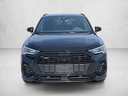 Used 2023 Audi Q3 2.0T Premium Plus w/ Premium Plus Package AWD/4WD image 2