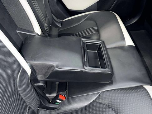 Used 2022 Kia EV6 GT-Line RWD image 25