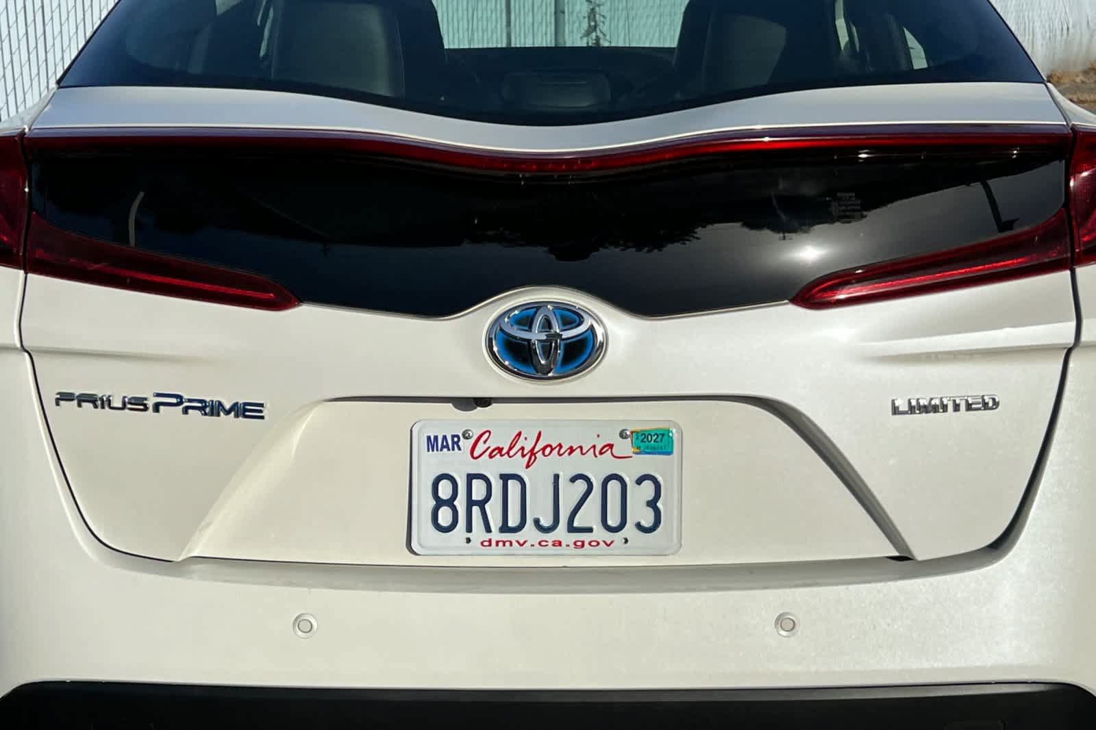 Used 2020 Toyota Prius Prime Limited w/ Carpet Mat Package FWD image 22
