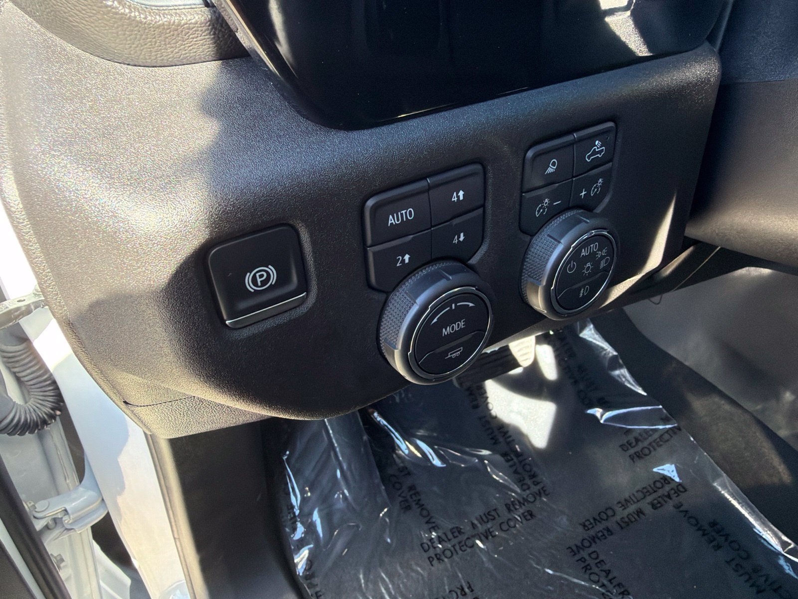 Used 2026 Chevrolet Silverado 2500 LT w/ Trail Boss Package AWD/4WD image 17