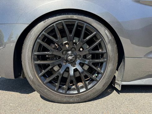 Used 2017 Ford Mustang GT w/ GT Performance Package RWD image 51