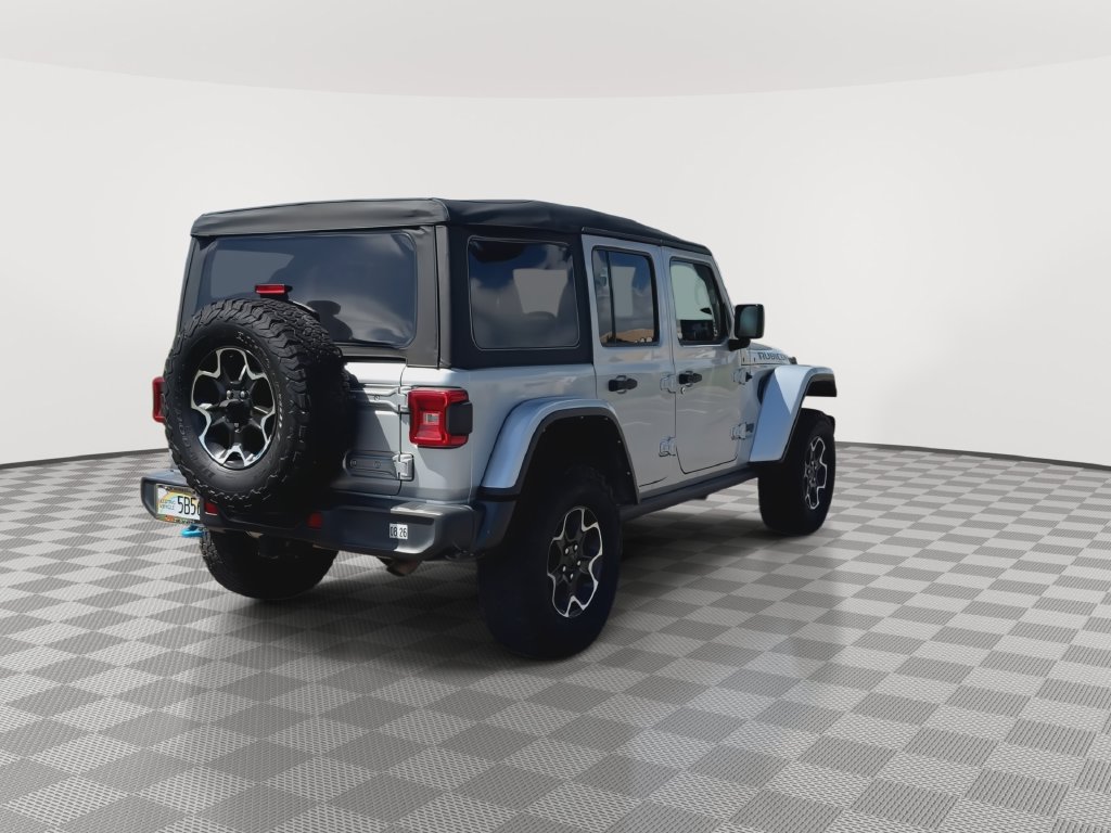 Used 2022 Jeep Wrangler Unlimited Rubicon 4xe AWD/4WD image 8