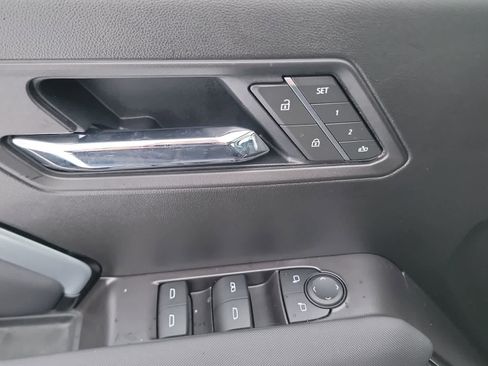 Certified 2025 Chevrolet Colorado Z71 w/ Z71 Convenience Package 2 image 10