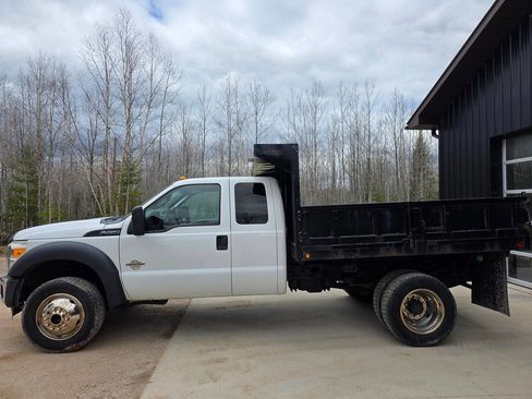 Used 2012 Ford F450 XL w/ XL Value Pkg AWD/4WD image 3