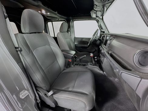 Used 2022 Jeep Wrangler Unlimited Sport image 28