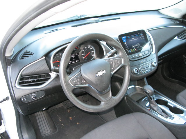 Used 2024 Chevrolet Malibu LT FWD image 12
