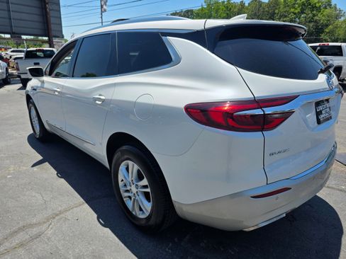 Used 2018 Buick Enclave Essence FWD image 7