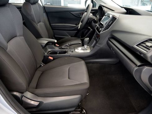 Used 2023 Subaru Impreza 2.0i Premium AWD/4WD image 32