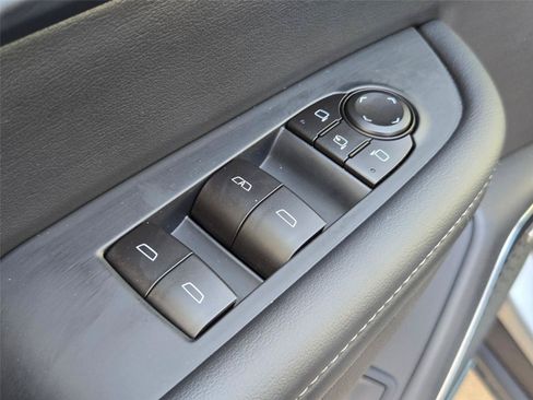Used 2026 Buick Enclave Preferred FWD image 26