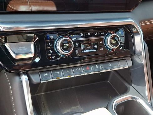 Used 2025 GMC Sierra 1500 Denali Ultimate image 13