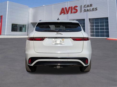 Used 2024 Jaguar F-PACE R-Dynamic S image 7