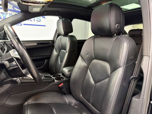 Used 2016 Porsche Macan S AWD/4WD image 11
