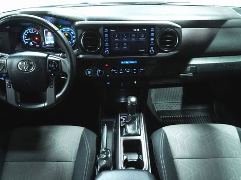 Certified 2023 Toyota Tacoma TRD Off-Road image 15