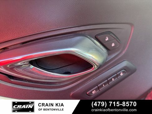 Used 2016 Chevrolet Camaro SS image 13