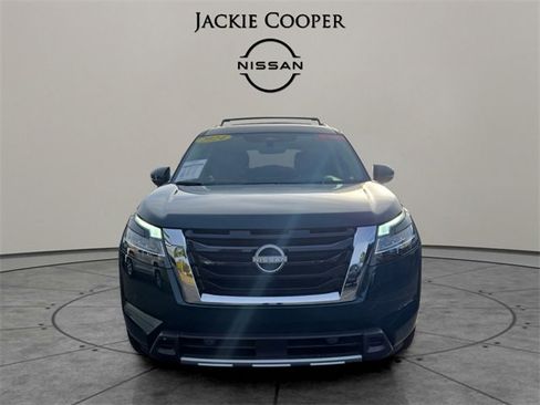 Certified 2024 Nissan Pathfinder Platinum w/ Cargo Package image 8
