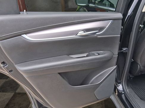 Used 2019 Cadillac XT5 Premium Luxury w/ Driver Assist Package FWD image 10