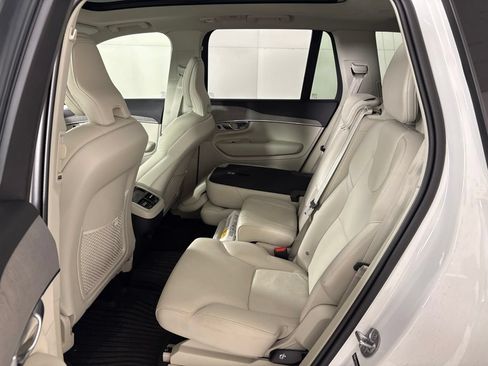 Used 2025 Volvo XC90 B6 Plus w/ Protection Package Premier AWD/4WD image 26