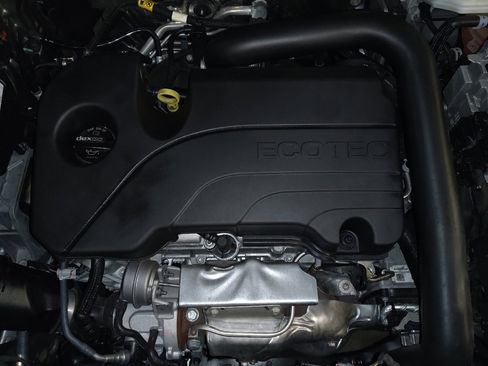 Used 2023 GMC Terrain SLE FWD image 30