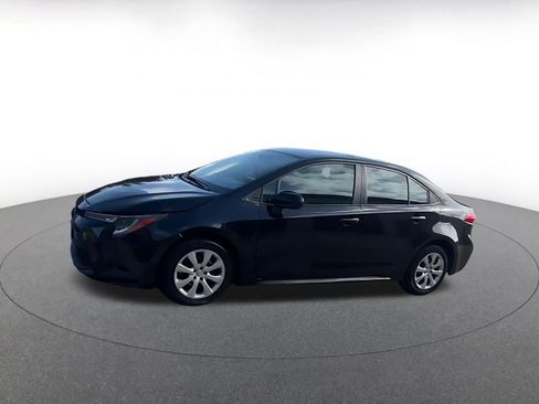 Used 2025 Toyota Corolla LE FWD image 8