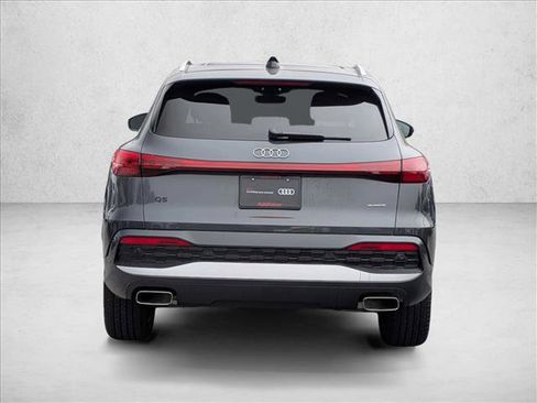 Certified 2025 Audi Q5 Premium w/ Convenience Package image 7