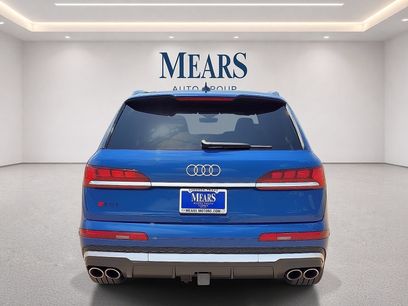 Used 2025 Audi SQ7 Prestige w/ Prestige Package