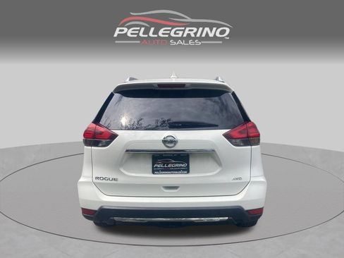 Used 2017 Nissan Rogue S w/ S Appearance Package AWD/4WD image 6