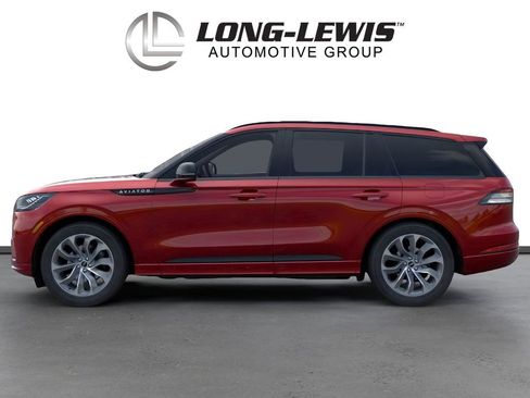 New 2026 Lincoln Aviator AWD w/ Jet Appearance Package image 3