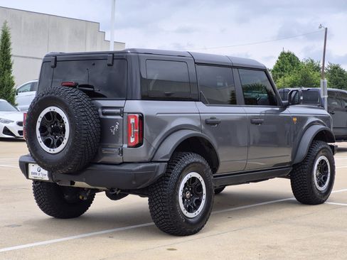 Used 2024 Ford Bronco Badlands AWD/4WD image 4