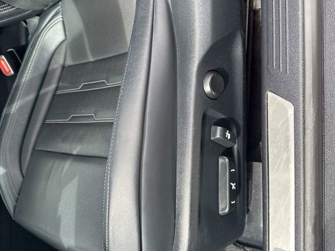 Used 2015 Lexus RC 350 AWD w/ Navigation System Package image 15