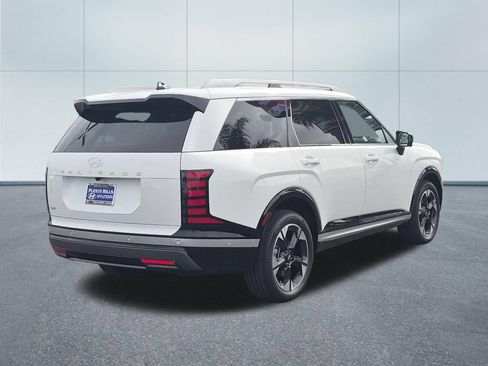 New 2027 Hyundai Palisade Limited FWD image 6