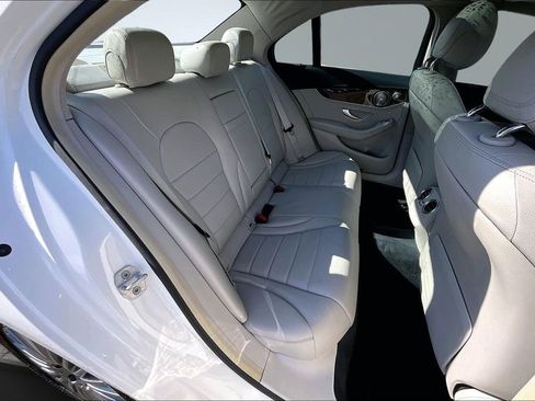 Used 2015 Mercedes-Benz C 300 4MATIC Sedan w/ Driver Assistance Package image 27