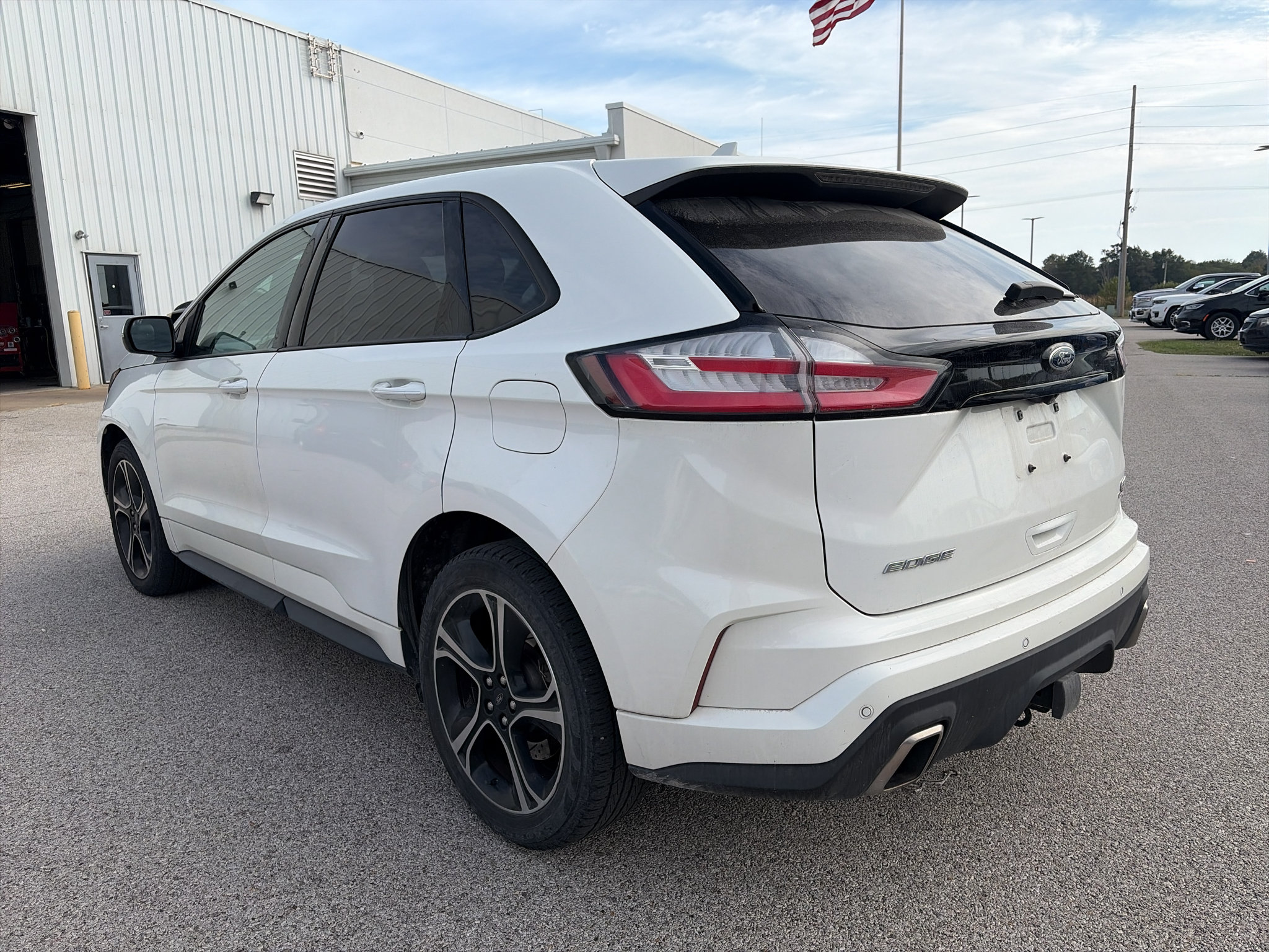 Used 2020 Ford Edge ST w/ Cold Weather Package AWD/4WD image 5