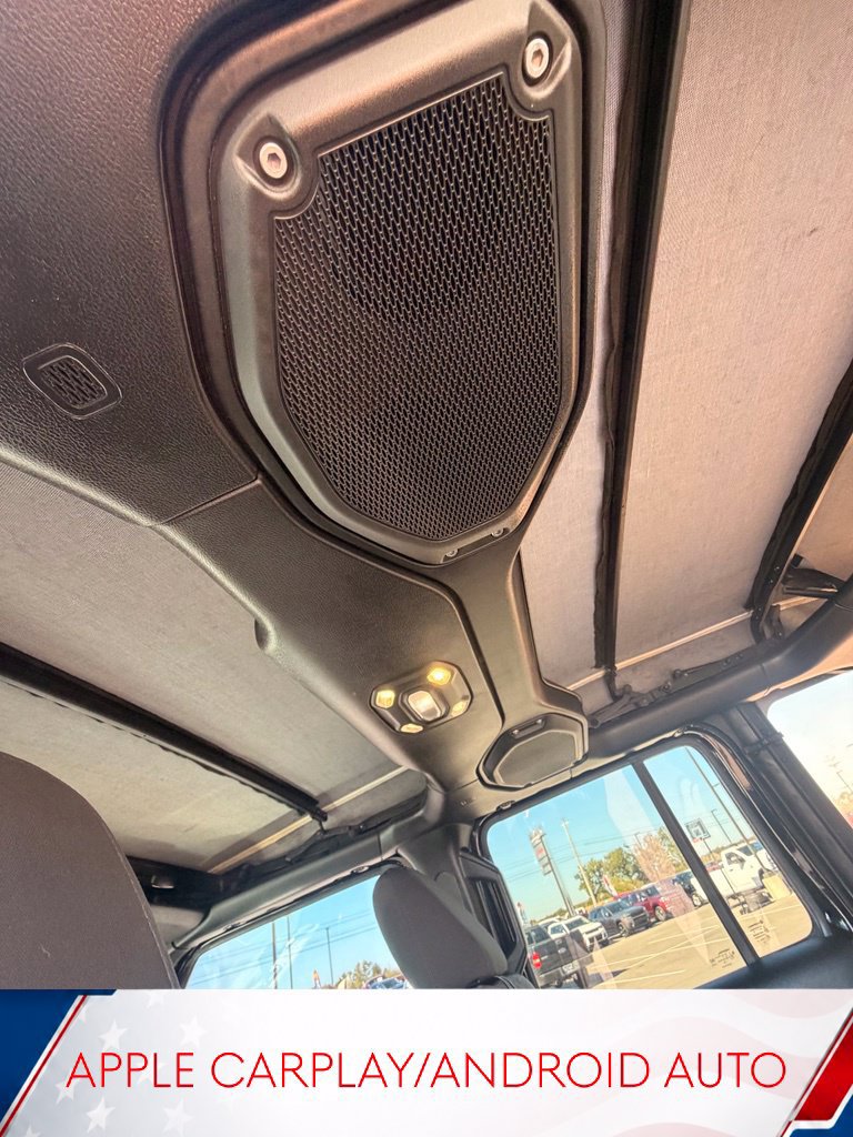 Used 2019 Jeep Wrangler Unlimited Sahara AWD/4WD image 11