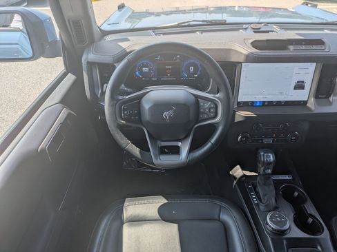 Used 2025 Ford Bronco Outer Banks AWD/4WD image 31