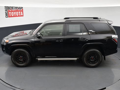 Used 2024 Toyota 4Runner TRD Off-Road Premium w/ Off Road Premium Plus Package AWD/4WD image 26