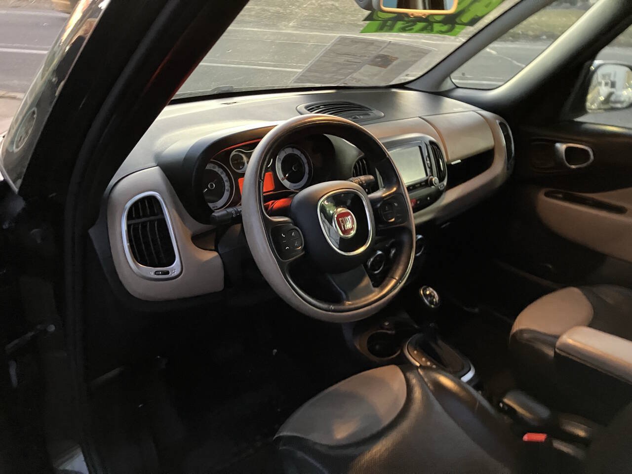 Used 2014 FIAT 500L Lounge FWD image 21