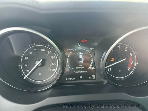 Used 2018 Jaguar F-TYPE Coupe image 17