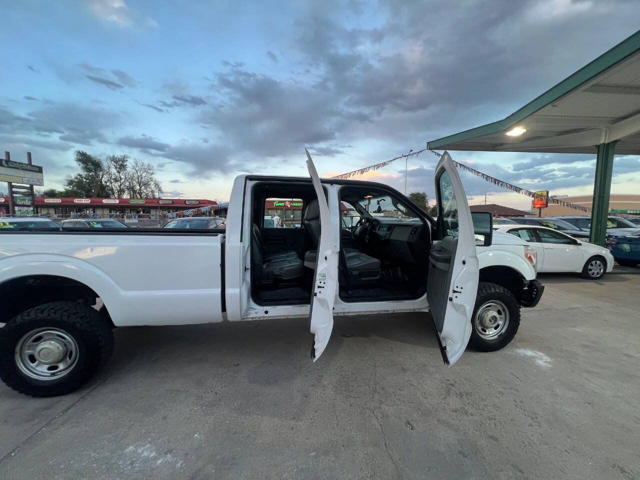 Used 2015 Ford F250 XL w/ Snow Plow Prep Package AWD/4WD image 24