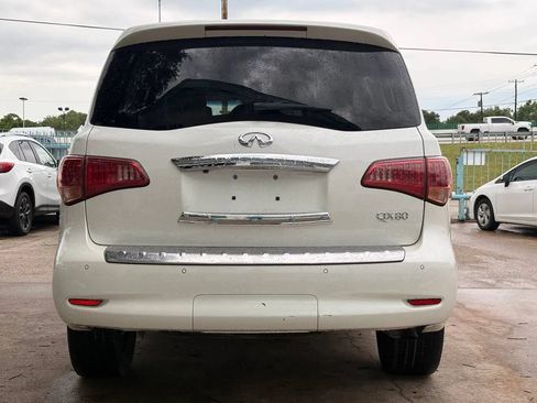 Used 2017 INFINITI QX80 2WD w/ Deluxe Technology Package image 4