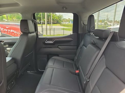 Used 2024 GMC Sierra 1500 SLT AWD/4WD image 22