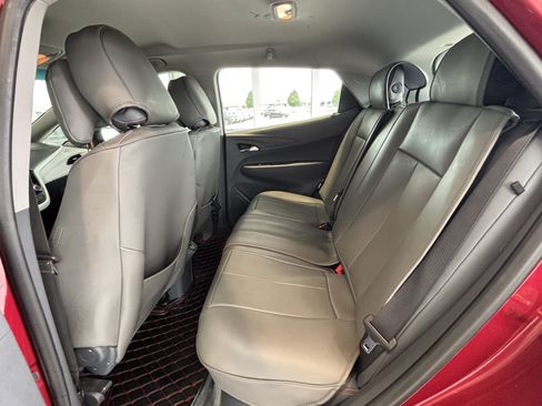Used 2020 Chevrolet Bolt Premier w/ Infotainment Package FWD image 18