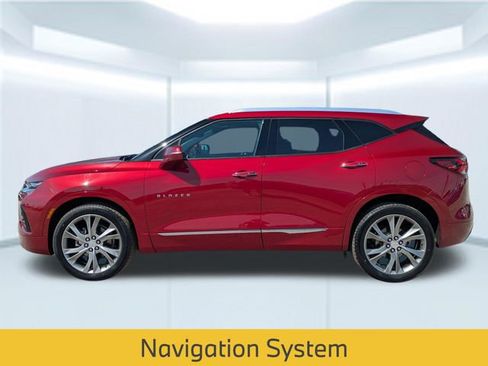 Used 2020 Chevrolet Blazer Premier w/ Driver Confidence II Package FWD image 2
