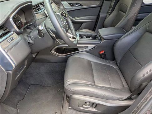 Certified 2023 Jaguar F-PACE S image 17