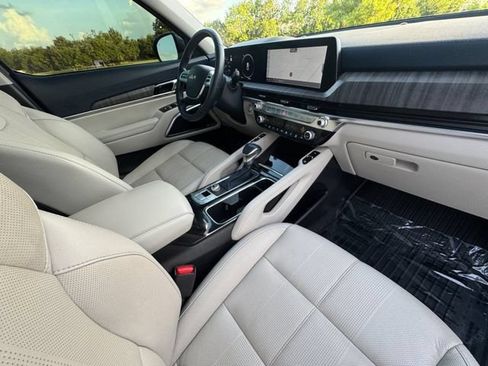 Used 2024 Kia Telluride SX FWD image 32