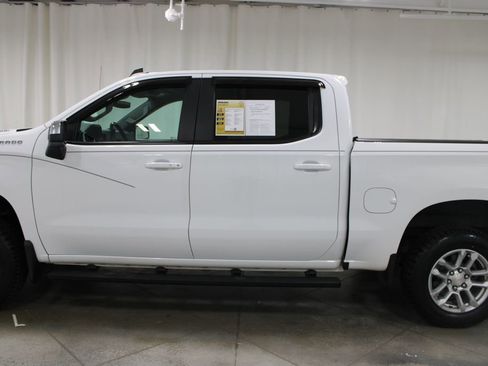 Used 2022 Chevrolet Silverado 1500 LT w/ Protection Package AWD/4WD image 6
