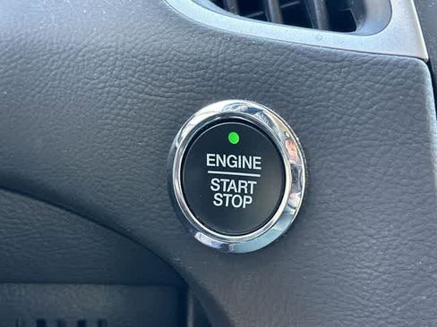 Used 2022 Ford Edge SEL w/ Sport Appearance Package image 10